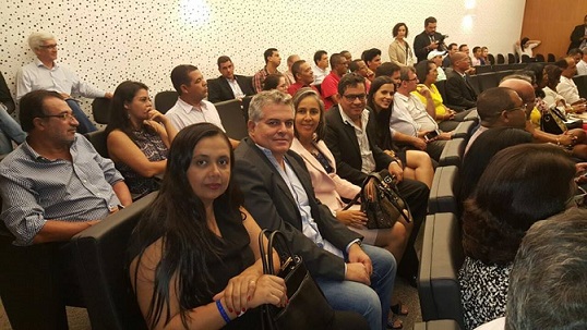 PREFEITO ELEITO DE MACURURÉ (EVERALDO), EM DISCURSO, PEDE AJUDA AO GOVERNADOR RUI COSTA E FALA DA SECA E ESCASSEZ D'ÁGUA NO MUNICÍPIO Leia mais: http://www.portallformosa.com/
